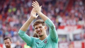 Gregor Kobel war beim Heimsieg gegen Dynamo Dresden wieder einmal der starke Rückhalt des VfB Stuttgart. Foto: Pressefoto Baumann/Hansjürgen Britsch