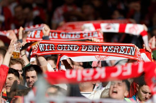Dezimierte Kölner Fans am Wochenende beschwerten sich über die Polizei. Foto: Pressefoto Baumann/Volker Müller