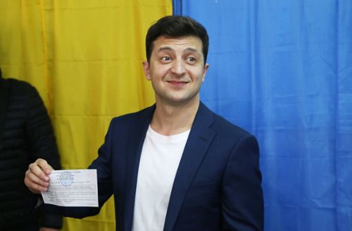 Der Komiker Wolodymyr Selenskyj hat laut Nachwahlbefragungen die Stichwahl um das Präsidentenamt in der Ukraine klar gewonnen. Foto: XinHua