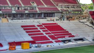 Die neuen Sitze auf dem Unterrang sind zum Teil montiert. Foto: Stadion NeckarPark/Arnim Kilgus