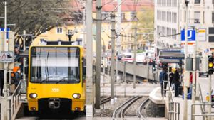 Die Fahrt in den öffentlichen Verkehrsmitteln wird im April 2022 teurer. Foto: Lichtgut/Max Kovalenko