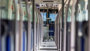 Um 1,9 Prozent sollen die Fahrkarten für Bus und Bahn im nächsten Jahr steigen. Foto: KS-Images.de / Karsten Schmalz/Karsten Schmalz