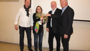 Andreas Lassak und Adriane Haußmann lösen den ersten Vorsitzenden Martin Hechinger und seinen Stellvertreter Franz Rhein ab (von links). Foto: Bernd Zeyer