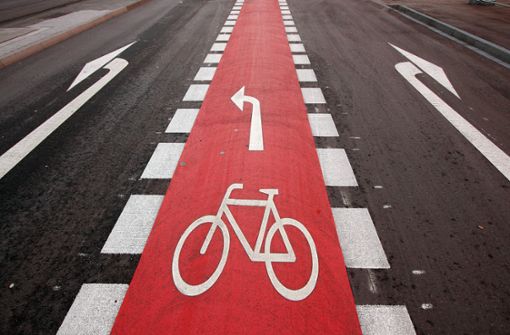 Radfahrer sollen besser und auch sicher durch die Stadt Ludwigsburg fahren können. Foto: imago/Ralph Peters