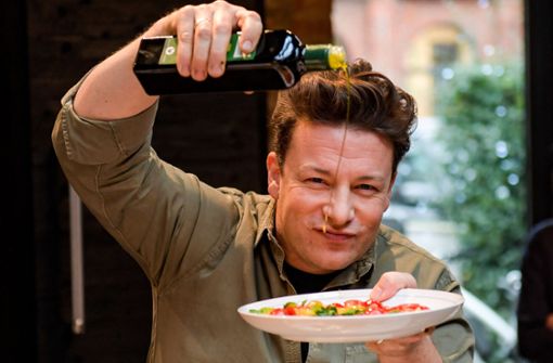 Jamie Oliver ist einer der bekanntesten Fernsehköche aus Großbritannien. Foto: dpa