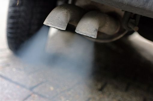 Die Autobranche braucht den Diesel, die Politik ebenfalls. Wer braucht ihn mehr? Foto: dpa-Zentralbild