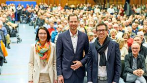 Birgit Maier, Silvio Milke (Mitte) und Benjamin Finis wollen am 18. Februar  ins Mötzinger Rathaus als Chef einziehen. Foto: /Stefanie Schlecht