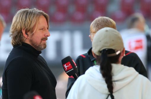 Sven Mislintat ordnet die Situation beim VfB Stuttgart ein. Foto: Pressefoto Baumann/Alexander Keppler