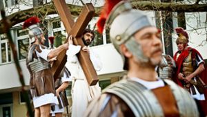 Am Freitag ziehen keine Schauspieler mit Holzkreuz durch Bad Cannstatt. Foto: Lg/Kovalenko