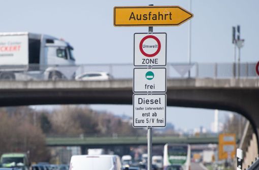 Müssen sich die Menschen in Ludwigsburg auf Fahrverbote einstellen? Foto: Marijan Murat/dpa