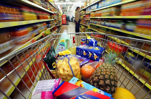 Wer im Supermarkt „Knorr Fix für Sauerbraten“ gekauft hat und dachte, es sei vegan, täuscht sich womöglich. (Symbolfoto) Foto: dpa/Gero Breloer