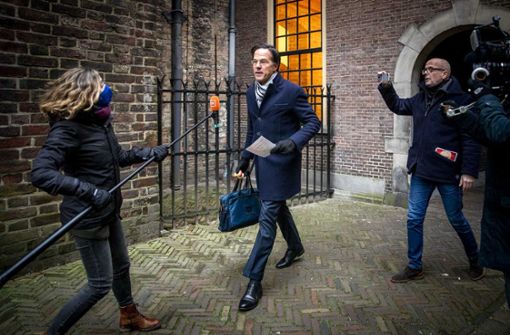 Premierminister Mark Rutte – seine gesamte Regierung ist zurückgetreten. Foto: dpa/Remko De Waal