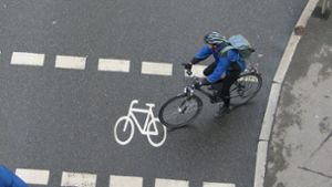 Die Polizei nimmt bei einem Verkehrssicherheitstag die Radfahrer in den Blick. Foto: Kreiszeitung Böblinger Bote/Thomas Bischof