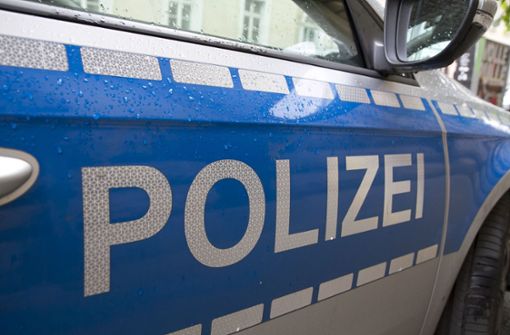Die Polizei entdeckte die Tatverdächtigen in einem Bus. (Symbolbild) Foto: Eibner-Pressefoto/Fleig