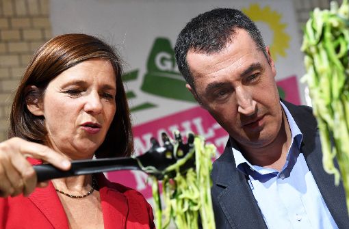 Katrin Göring-Eckardt und Cem Özdemir beim Wahlkampfabschluss der Grünen. Foto: dpa