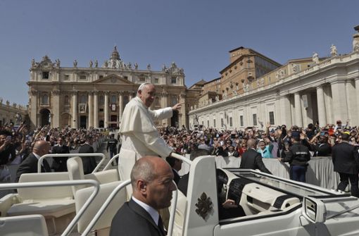 In seinem neuen Schreiben erklärt Papst Franziskus den Gläubigen, wie sie ein christliches Leben führen. Foto: AP