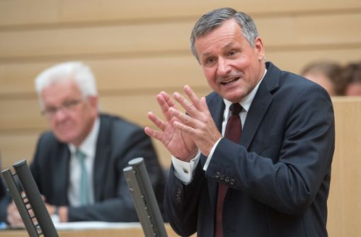 Hans-Ulrich Rülke mischt sich in die Nationalhymnen-Debatte beim DFB ein. Foto: dpa