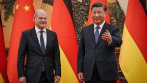 Der deutsche Kanzler Olaf Scholz hat sich in Peking mit dem chinesischen Staatschef Xi Jinping getroffen. Foto: dpa/Kay Nietfeld