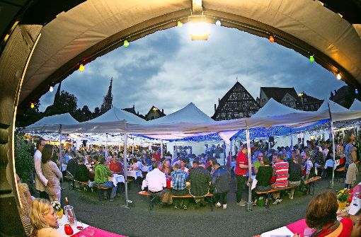 Fast in jedem Jahr wird das sommerliche Zwiebelfest von öffentlichem Donnergrollen begleitet. Foto: Horst Rudel/Archiv