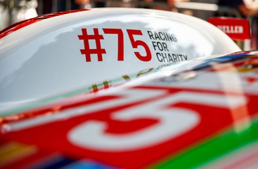 Die   Porsche Penske absolvierten in Le Mans   733 Runden. Für jede hatte Porsche 750 Euro zugesagt. Foto: Porsche AG/Steffen Heise