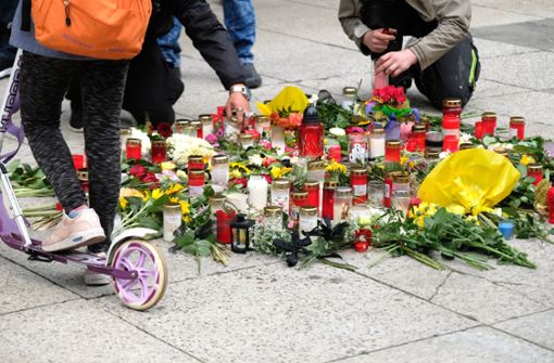Trauer um den erstochenen Mann in Chemnitz. Foto: dpa-Zentralbild