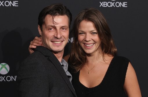 Jessica Schwarz (mit Markus Selikowsky) kam zur Party bei Microsoft in Berlin. Klicken Sie sich durch weitere Bilder: Foto: Getty Images Europe