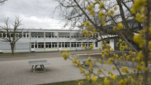 Die Adalbert-Stifter-Werkrealschule läuft aus, unklar ist, ob eine Realschule oder eine Gemeinschaftsschule dort errichtet wird. Foto: Horst Rudel