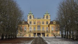 Noch in diesem Jahr könnte die Erneuerung  im Schloss Favorite beginnen. Foto: factum/Bach