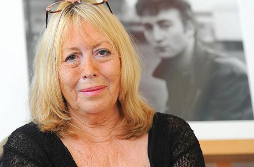 Cynthia Lennon im Jahr 2010 in Berlin. Die Ex-Frau von John Lennon starb im Alter von 75 Jahren. Foto: dpa
