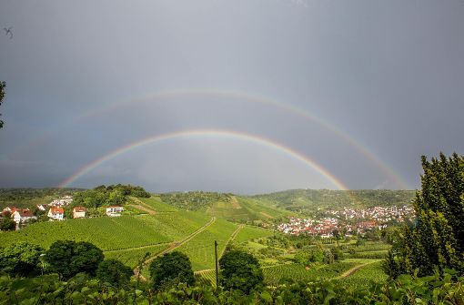 Ein Doppelregenbogen erscheint nur selten am Stuttgarter Himmel. Foto: 7aktuell.de/Simon Adomat