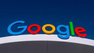 Das Logo von Google auf der Technik-Messe CES in Las Vegas. Foto: Andrej Sokolow/dpa