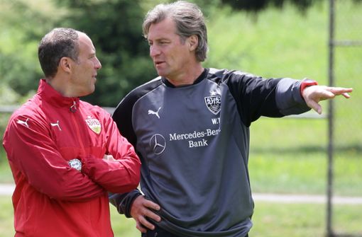 Walter Thomae (re.) neben dem damaligen VfB-II-Chefcoach Marc Kienle: Jetzt wird der 54-Jährige Cheftrainer  bei der SG Sonnenhof Großaspach. Foto: Baumann