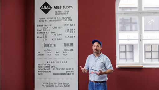 In der Serie „Recibos“ spielt Kai Fischer mit den Daten auf Kassenzetteln. Foto: /Stefanie Schlecht