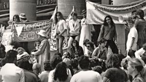 Demonstration im Jahr 1979 am „Homobefreiungstag“  für die Rechte von Schwulen in Stuttgart. Foto: Uli Kraufmann