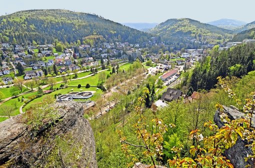 Das Schwarzwaldidyll trügt:  Bad Herrenalb erweist sich erneut als zerrissene Stadt. Foto: S. Jehle