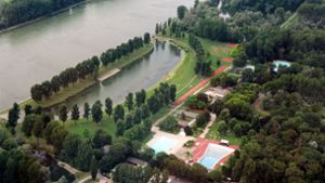 Das Rheinstrandbad soll durch eine Stahlwand geschützt werden –  ein Ärgernis für viele Foto: Stefan Jehle