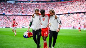 Bayerns Kingsley Coman musste im Spiel gegen Köln verletzt ausgewechselt werden. Foto: Tom Weller/dpa