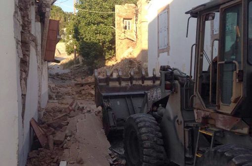 Ein starkes Erdbeben hat die Westküste der Türkei und die griechischen Inseln in der Ägäis erschüttert. Foto: AP