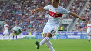 Philipp Klement vom VfB Stuttgart hofft, dass er bald wieder mit den Kollegen trainieren darf. Foto: Baumann