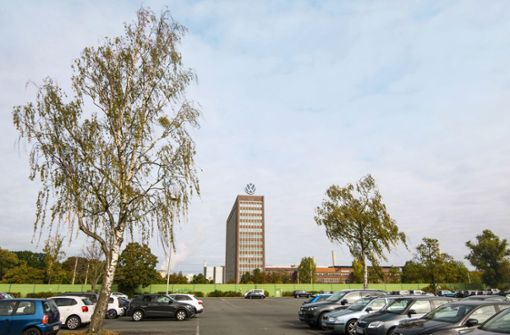 In der VW-Zentrale in Wolfsburg wird gerechnet – mehrere Tausend Kunden sollen nach dem BGH-Urteil ein neues Vergleichsangebot erhalten. Foto: imago/Jan Huebner