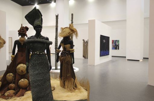 Für eine nicht klischeehafte Darstellung Afrikas setzt sich unter anderem das Museum der schwarzen Zivilisation in Dakar ein. Die Ausstellungen konzentrieren sich auf Afrika und seine Diaspora und wurde über Jahrzehnte hinweg aufgebaut. Foto: AP/Amelia Nierenberg
