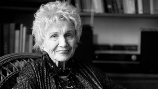 Die kanadische Autorin und Literaturnobelpreisträgerin Alice Munro ist im Alter von 92 Jahren gestorben. Foto: Chad Hipolito/The Canadian Press/AP