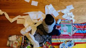 Besser geht’s nicht: Mit Kind im Haus ist ständig Chaos zu Hause. Foto:  