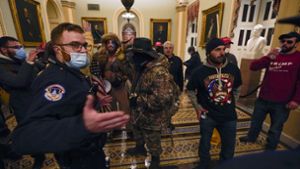 Demonstranten drangen bis ins Innere des Kapitols in Washington vor. Foto: dpa/Manuel Balce Ceneta