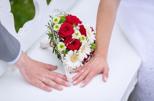 Für viele Hochzeitspaare bedeuten die Schnapszahlen einen zusätzlichen Glücksbringer. Foto: Pixabay