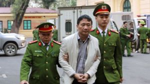Der mutmaßlich aus Deutschland entführte Geschäftsmann Trinh Xuan Thanh ist in Vietnam zu lebenslanger Haft verurteilt worden Foto: VNA via AP