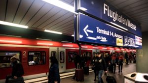 Den künftige Anschluss des Flughafens an die Fernbahn hätten die Gegner des Projekts Stuttgart 21 gern anders als geplant. Foto: Lichtgut/Max Kovalenko