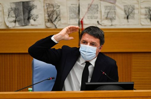 Ex-Ministerpräsident Matteo Renzi hat seine beiden Ministerinnen aus dem Kabinett abgezogen. Foto: AFP/ALBERTO PIZZOLI