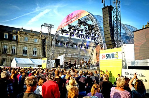 Das SWR-Sommerfestival auf dem Schlossplatz ist jedes Jahr ein Erfolg. Foto: Lichtgut/Achim Zweygarth