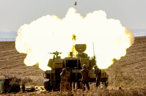 Israels Armee holt zu heftigen Gegenschlägen aus. Foto: AFP/Jack Guez